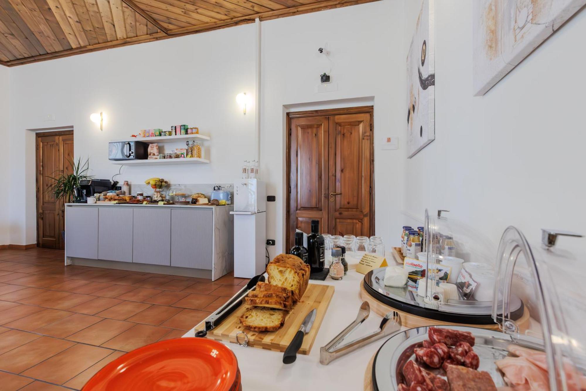 Hotel Palazzo Della Citta Agnone Esterno foto