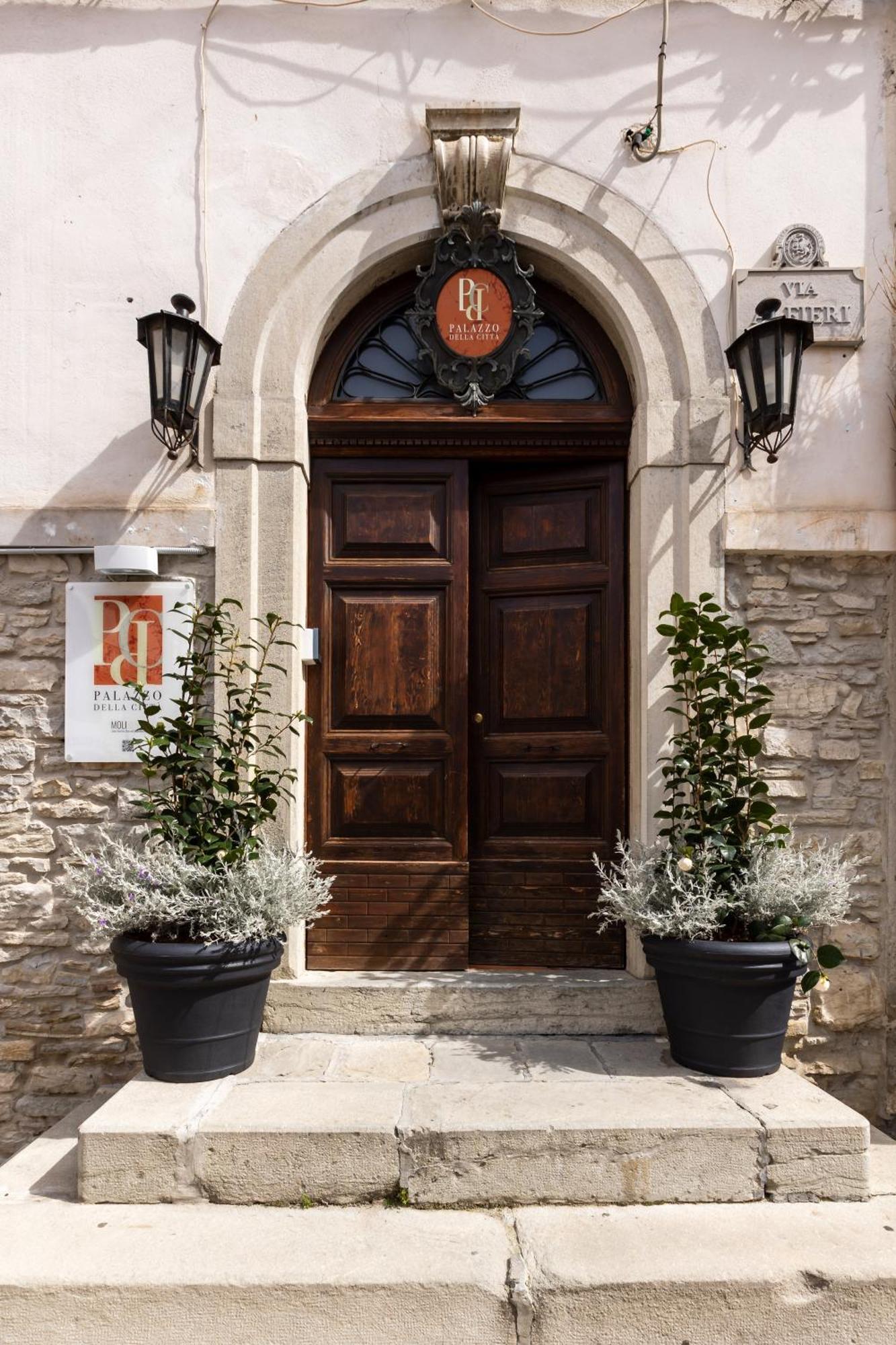 Hotel Palazzo Della Citta Agnone Esterno foto